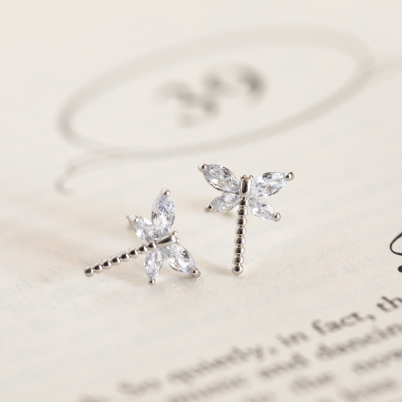 Jewelry - Sparkling Dragonfly Studs - Only 4 left!